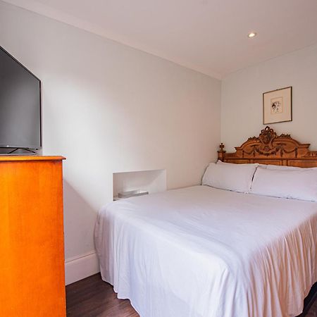 Stylish 1-Bed Flat In Soho - Prime Central ロンドン エクステリア 写真